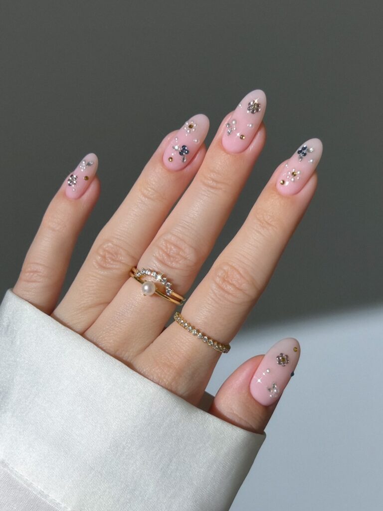 Pearl & Gem Cluster nails