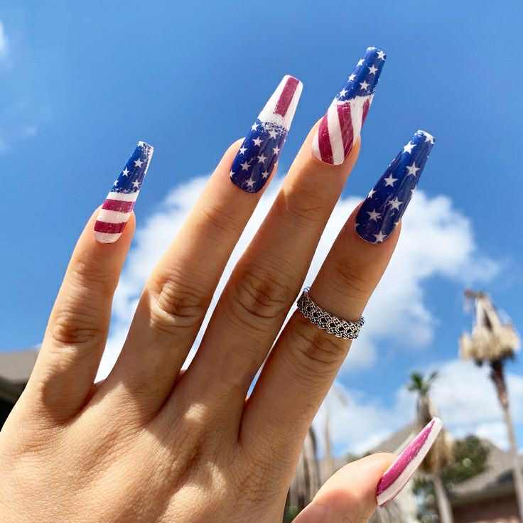 Long Flag Coffin nails