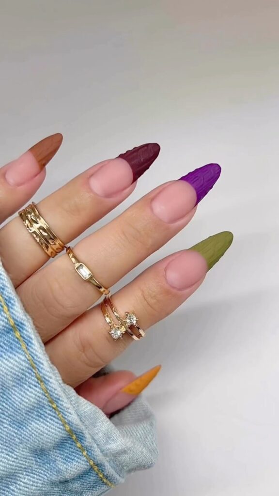 Earthy Ombré Tips nails