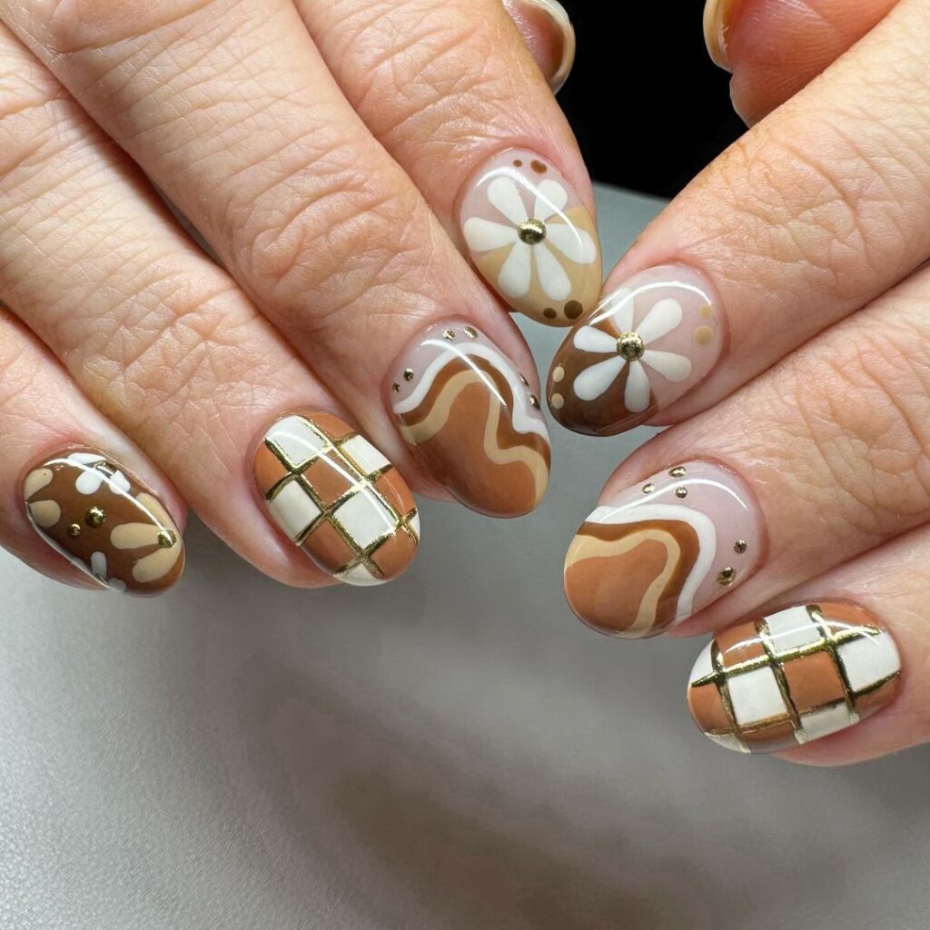 Boho Daisy & Wave nails
