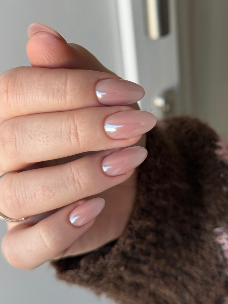 Pearly Iridescent Tips nails