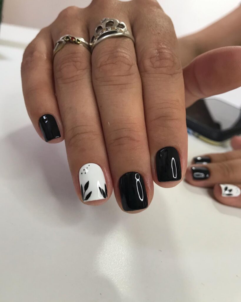 Monochrome Petal Tips nails