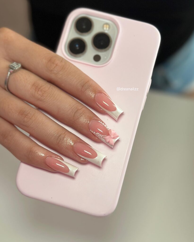 Sheer Pearl Gradient nails