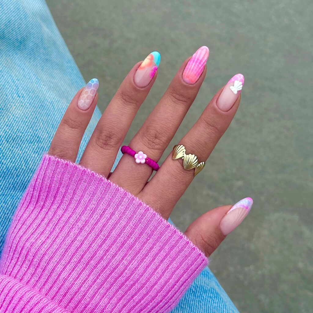 Mermaid Tie-Dye Tips nails