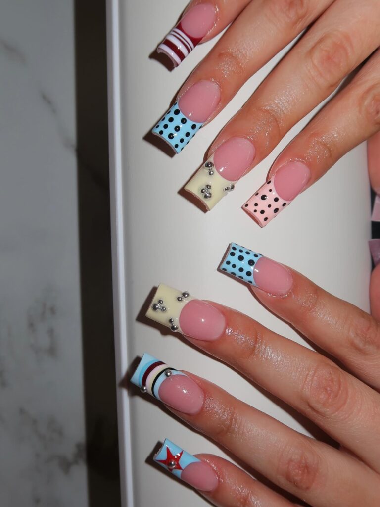 Retro Polka Pop nails
