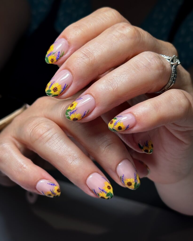 Sunflower & Lavender nails