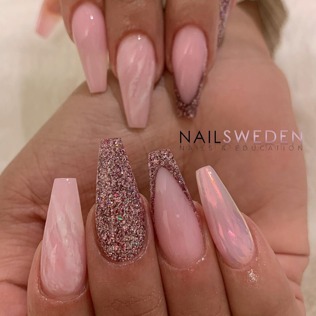 Pink Glam Mix nails