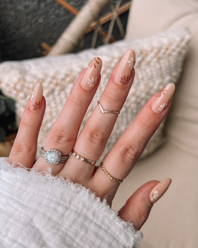 Sand Dune Florals nails