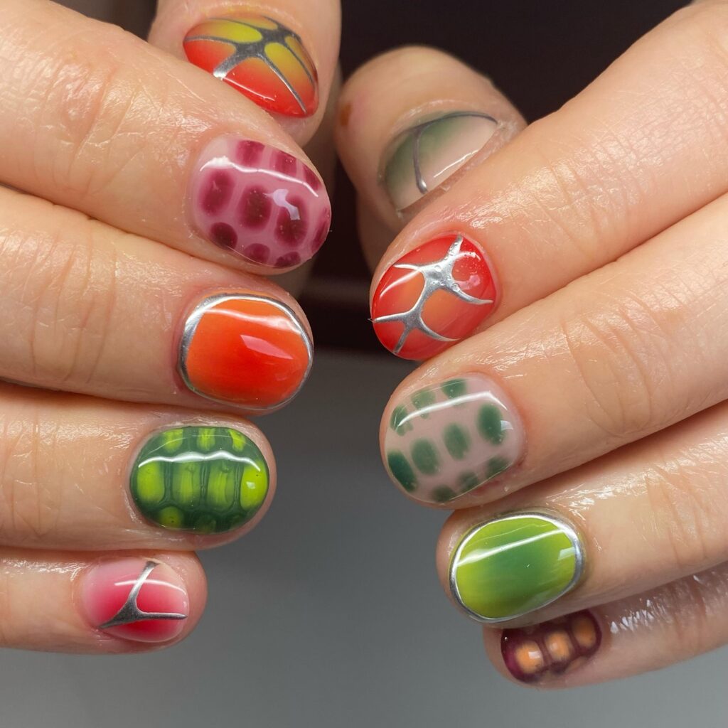 Chrome Duality nails