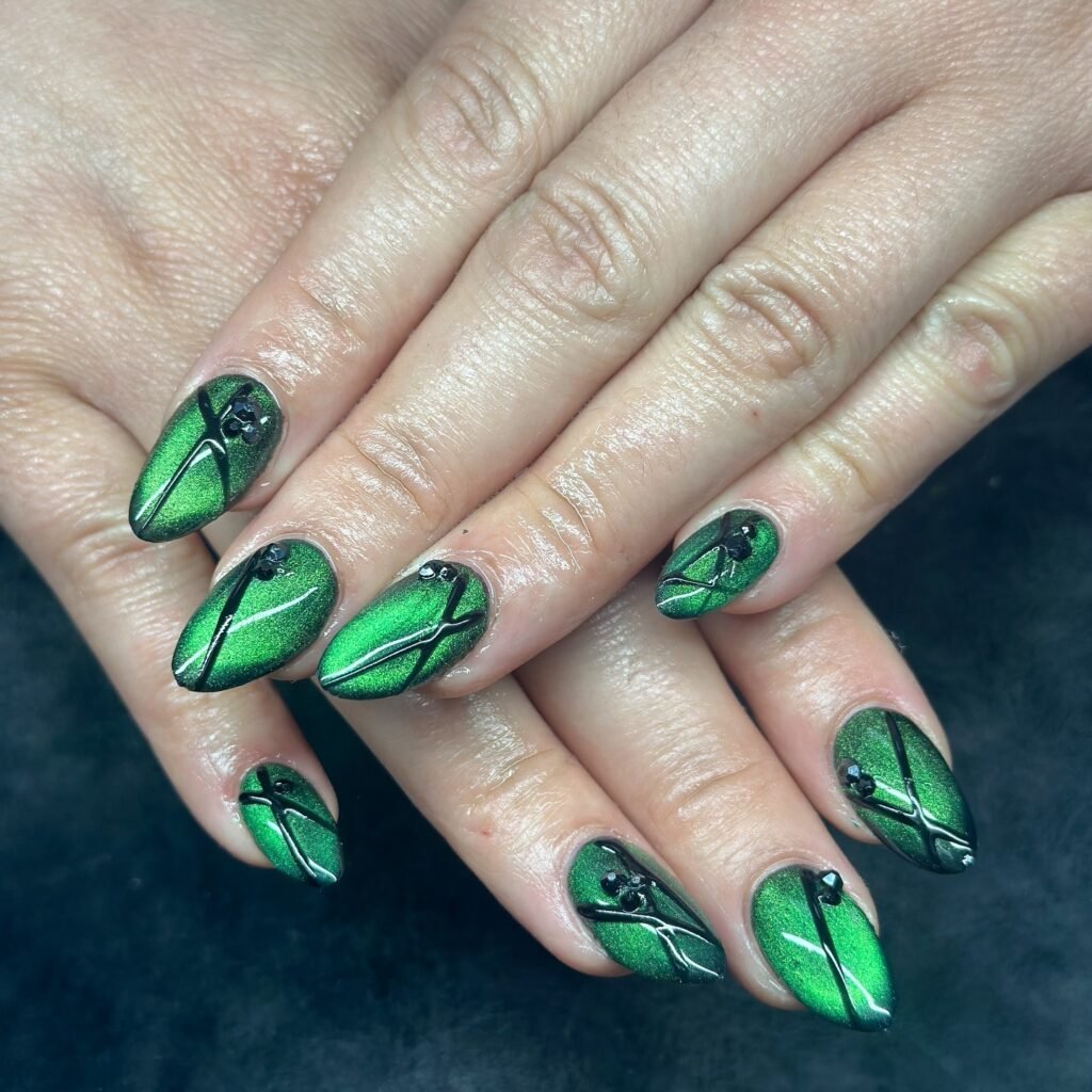 Emerald Chrome Vines nails