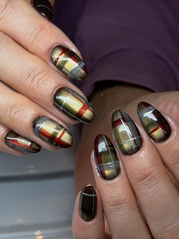 Gold and Red Tartan Cat Eye