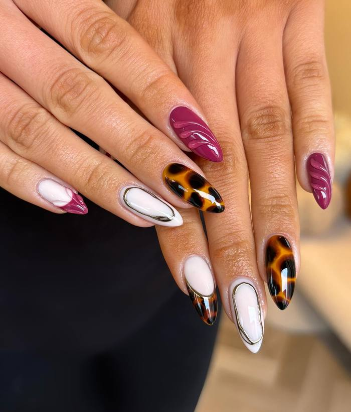 Tortoiseshell and Berry Mix