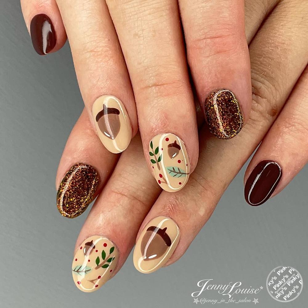 Cream and Brown Nails with Leafy Autumn Accents