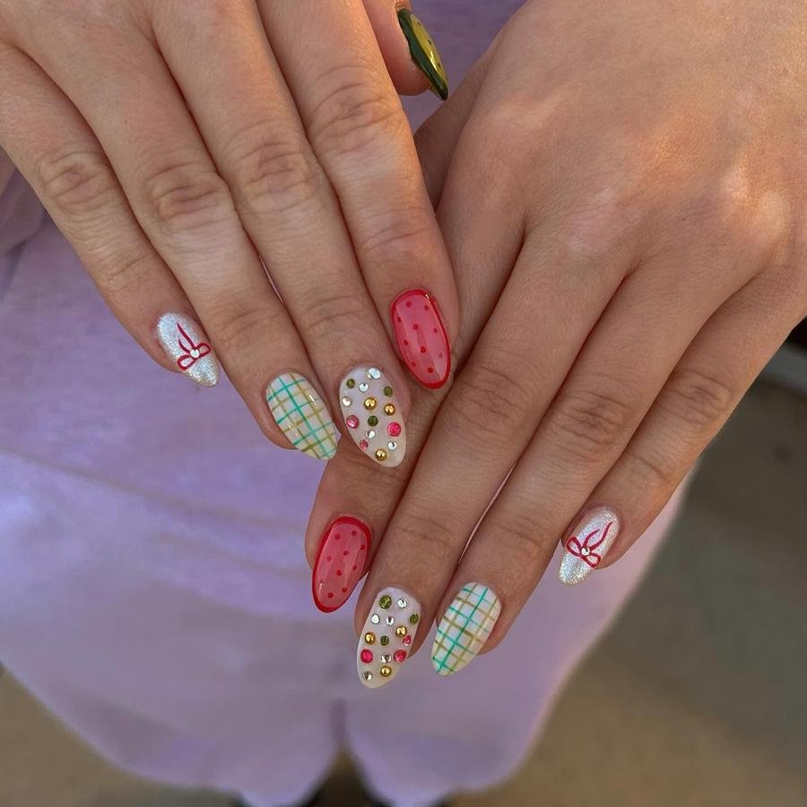 DD2lrNmpGOfSydnee Tischner Utah Nail Artist — Red, Pink and Green Plaid Christmas Almond Nails