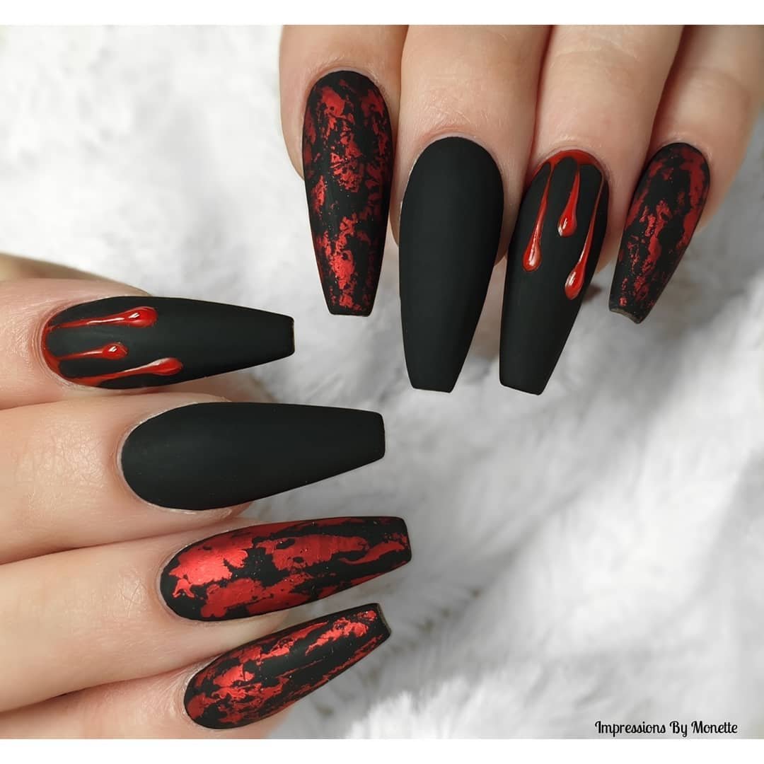 Black and Red Textured Halloween Nails