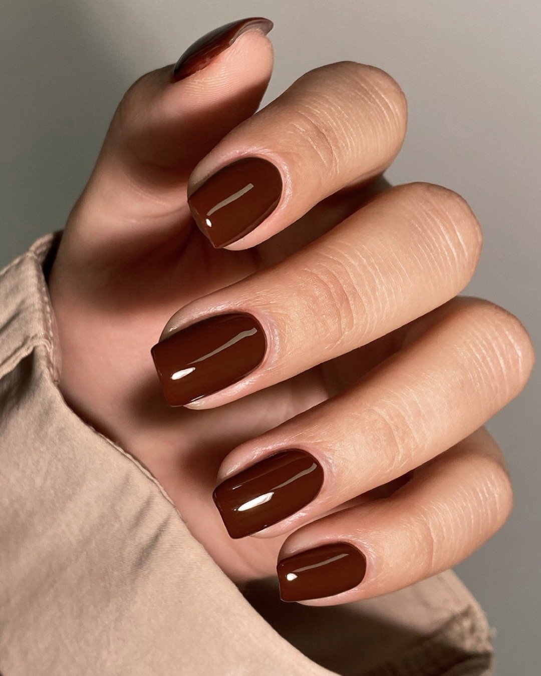 Short Dark Chocolate Glossy Nails