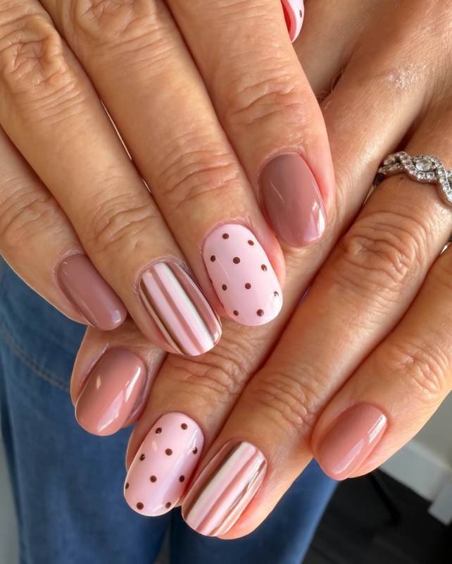 DcmEOFxuvKOSarah Nail Artist & Pedicurist Educator Chippenham.jpg