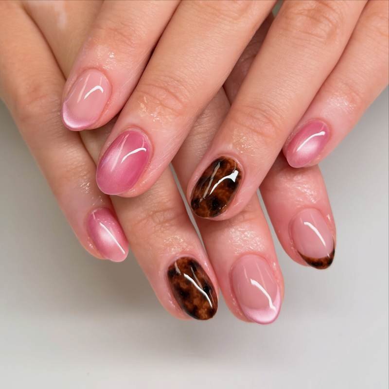 DdPIMv6ClyBTiara Nails Hawaii.jpg