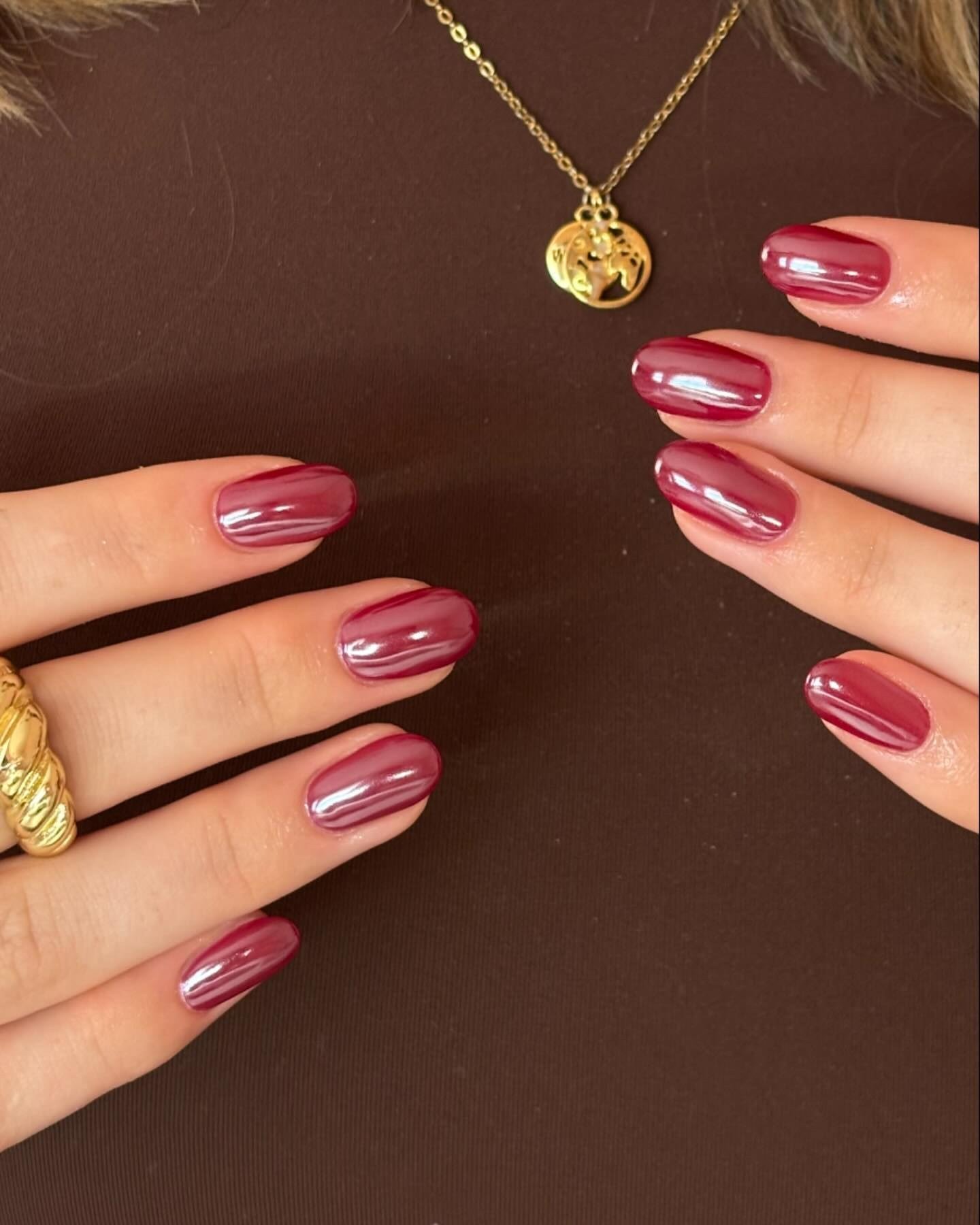 DAoyt8dT_v1PrettyInPolish