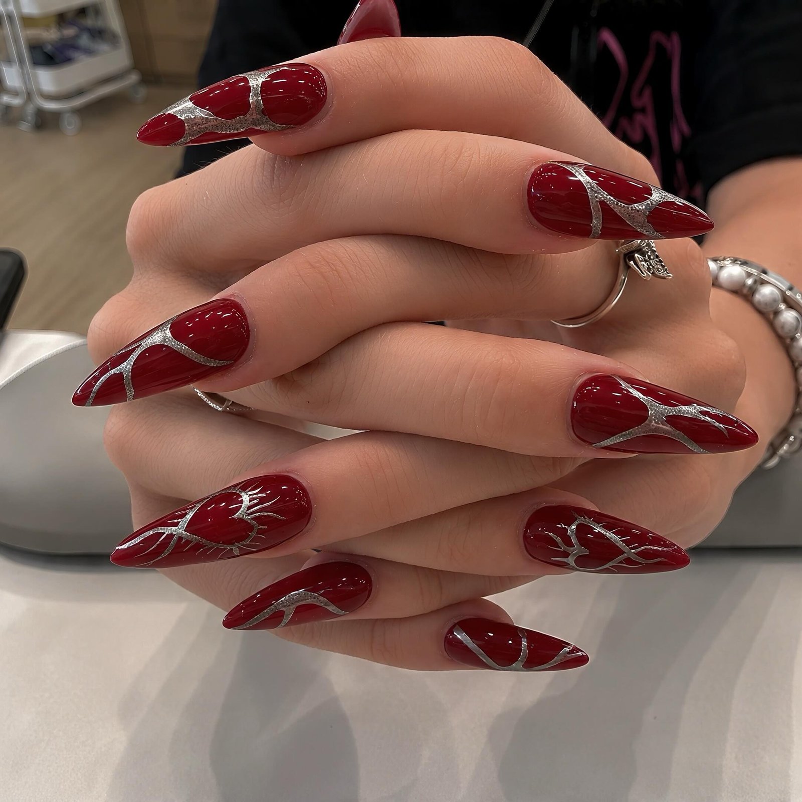 DZwFDTzhsL0@nailsbyhailey