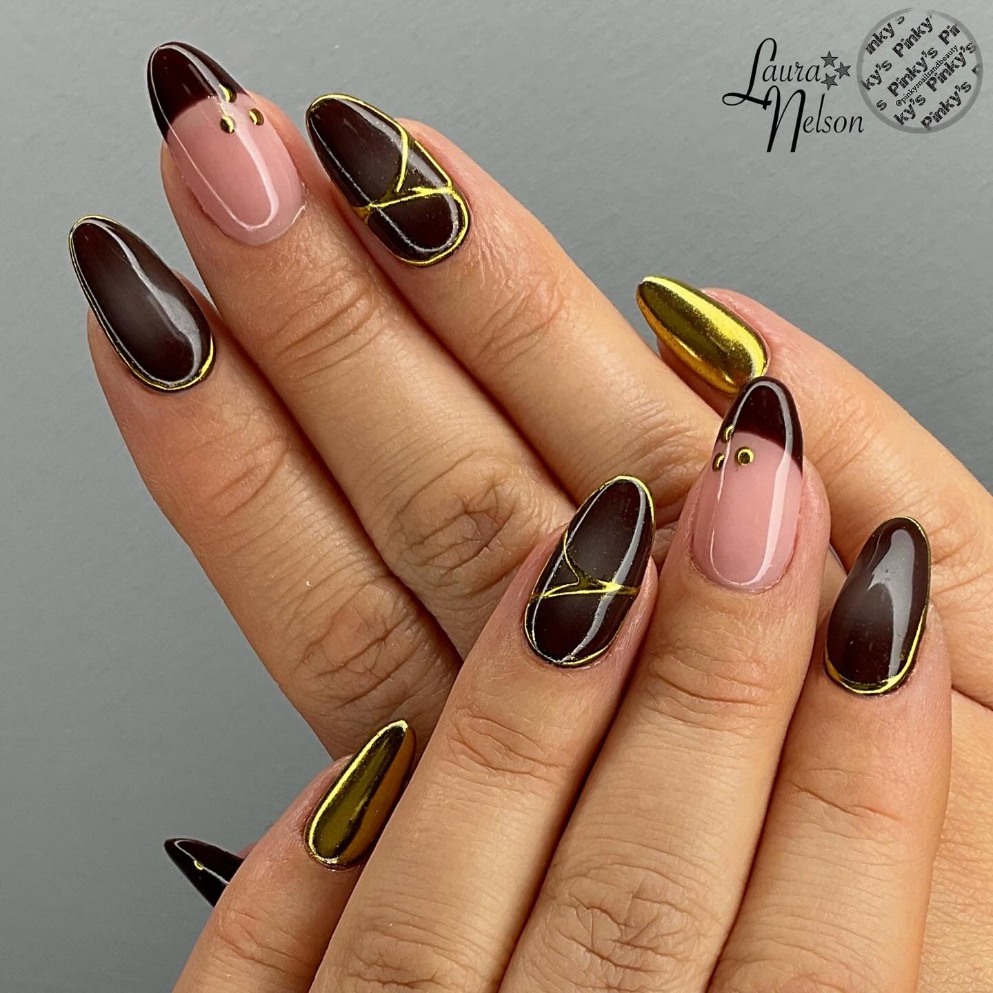 DCyUvv1MZKAPinky's Nails and Beauty