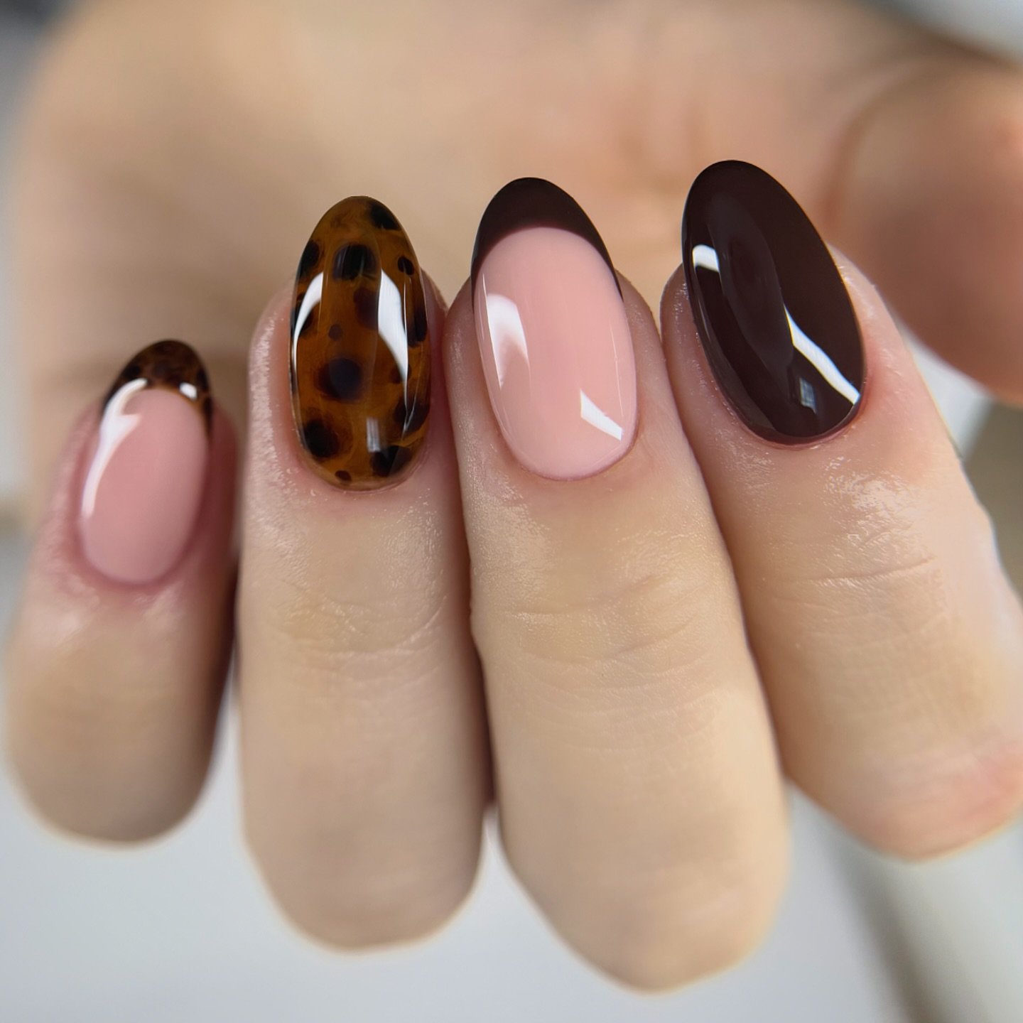 DQT6FfVjKu8Nail Bath ️