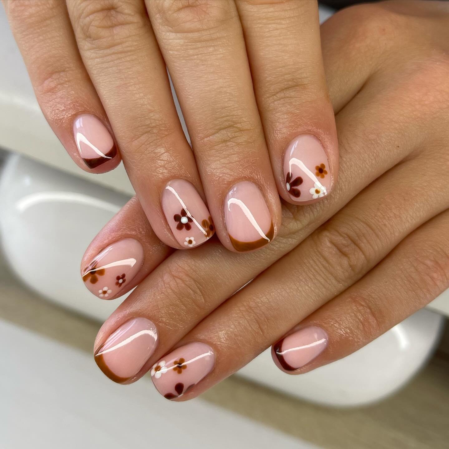 C_2xeVlMYL9GelsbyJacqueline