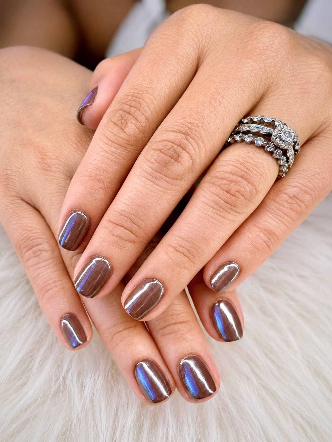 Medium Almond Brown Chrome with Cool Reflections