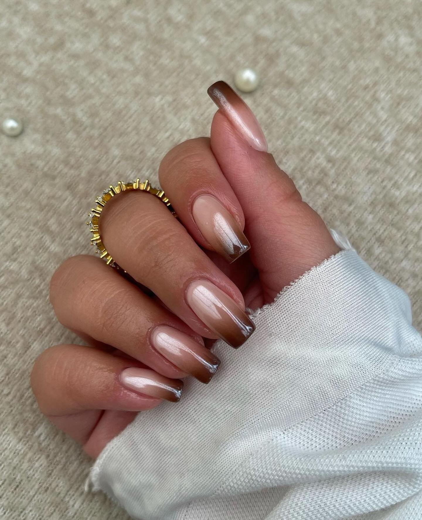 Long Almond Sheer Taupe-Brown Chrome