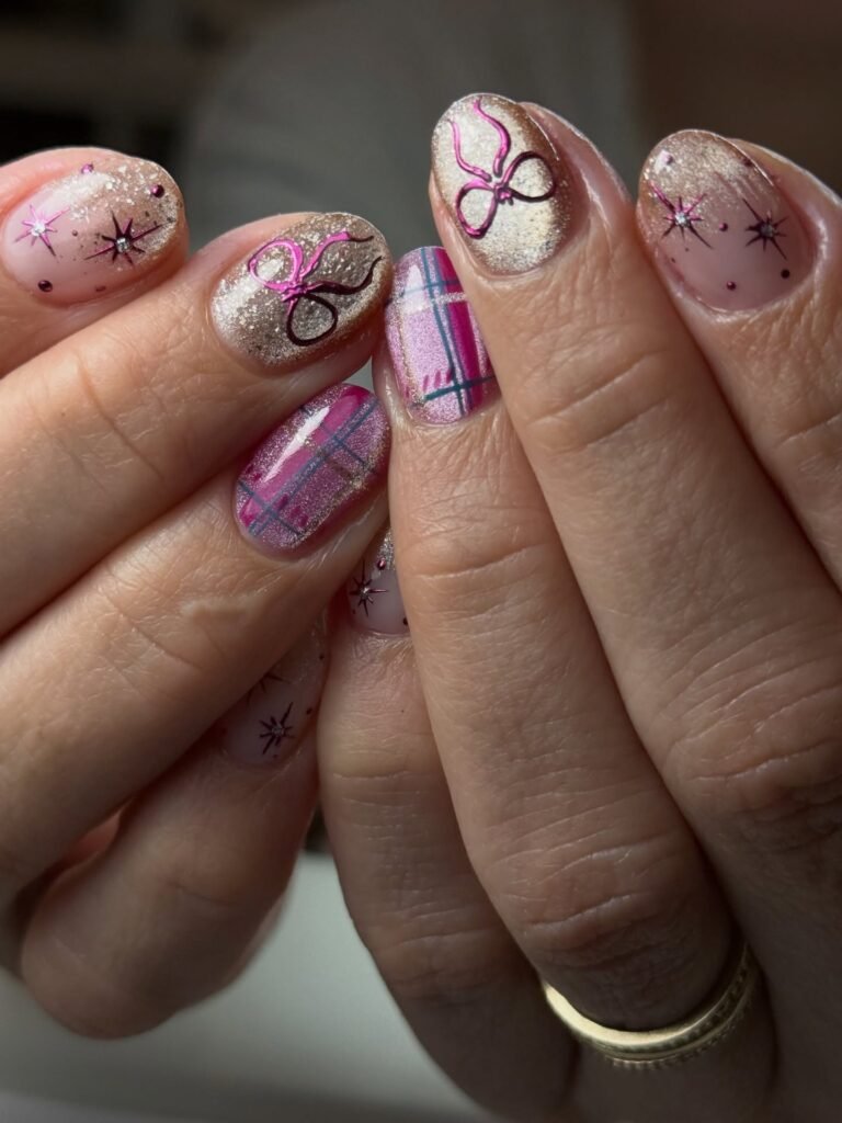 DSGGCpwlcvSEmily Phommaleuth Illinois Nail Tech