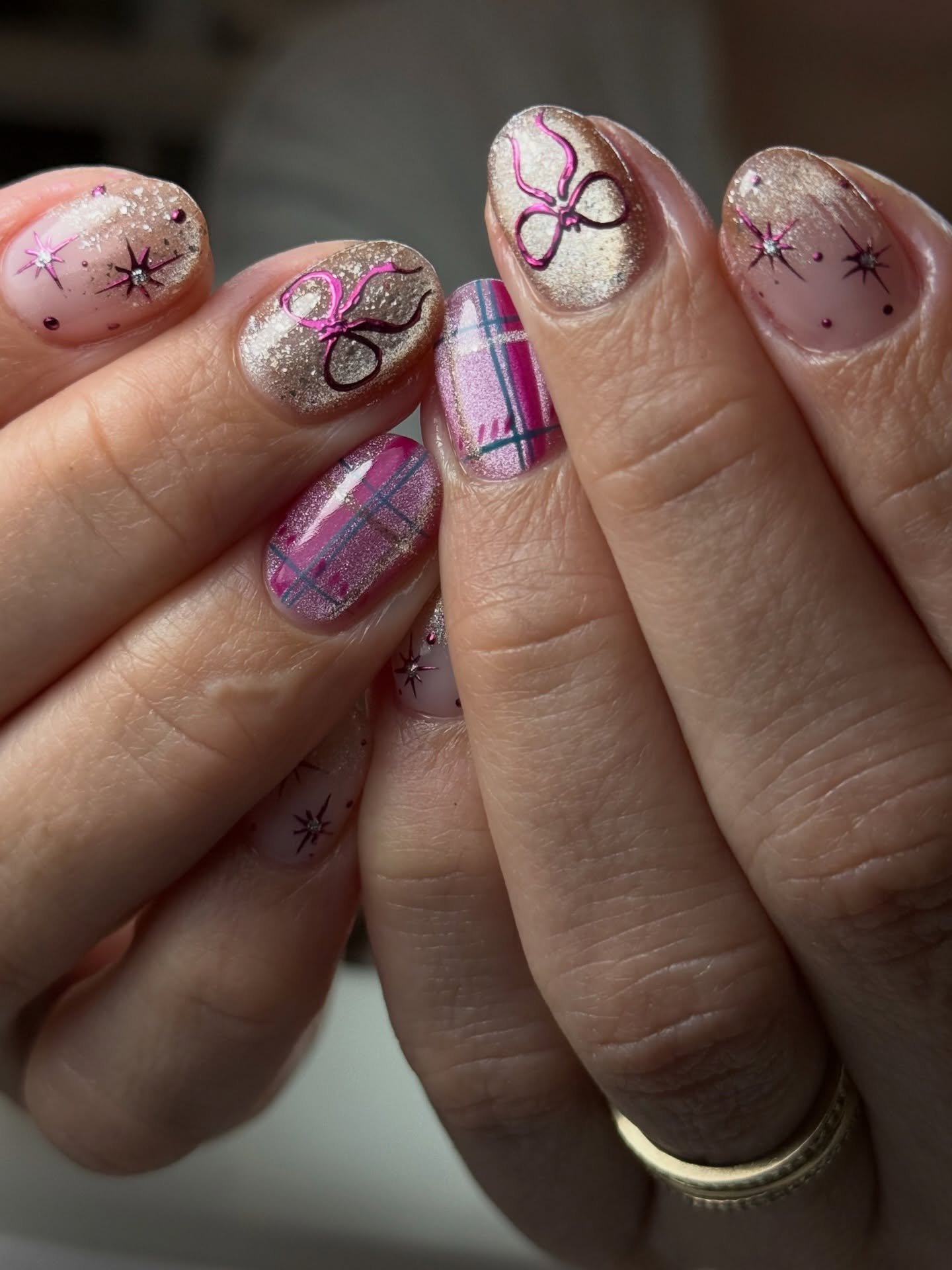 DSGGCpwlcvSEmily Phommaleuth Illinois Nail Tech