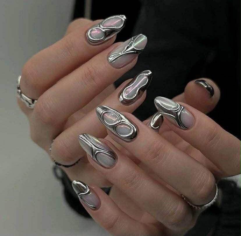 DKvv5pDx1cgFive star nails aesthetic- Silverdale.jpg
