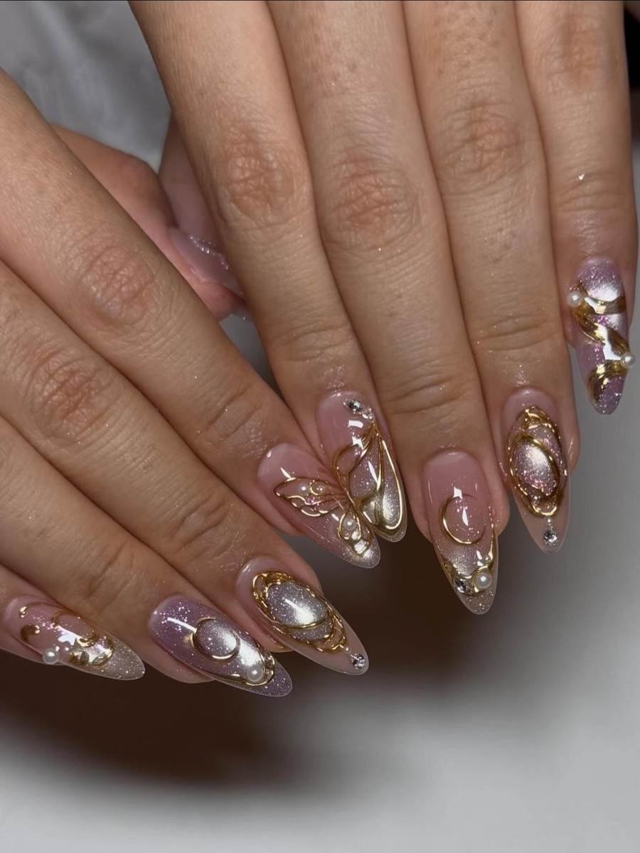 DXStfbSFIKOArtarmon Jane Nails & Beauty.jpg