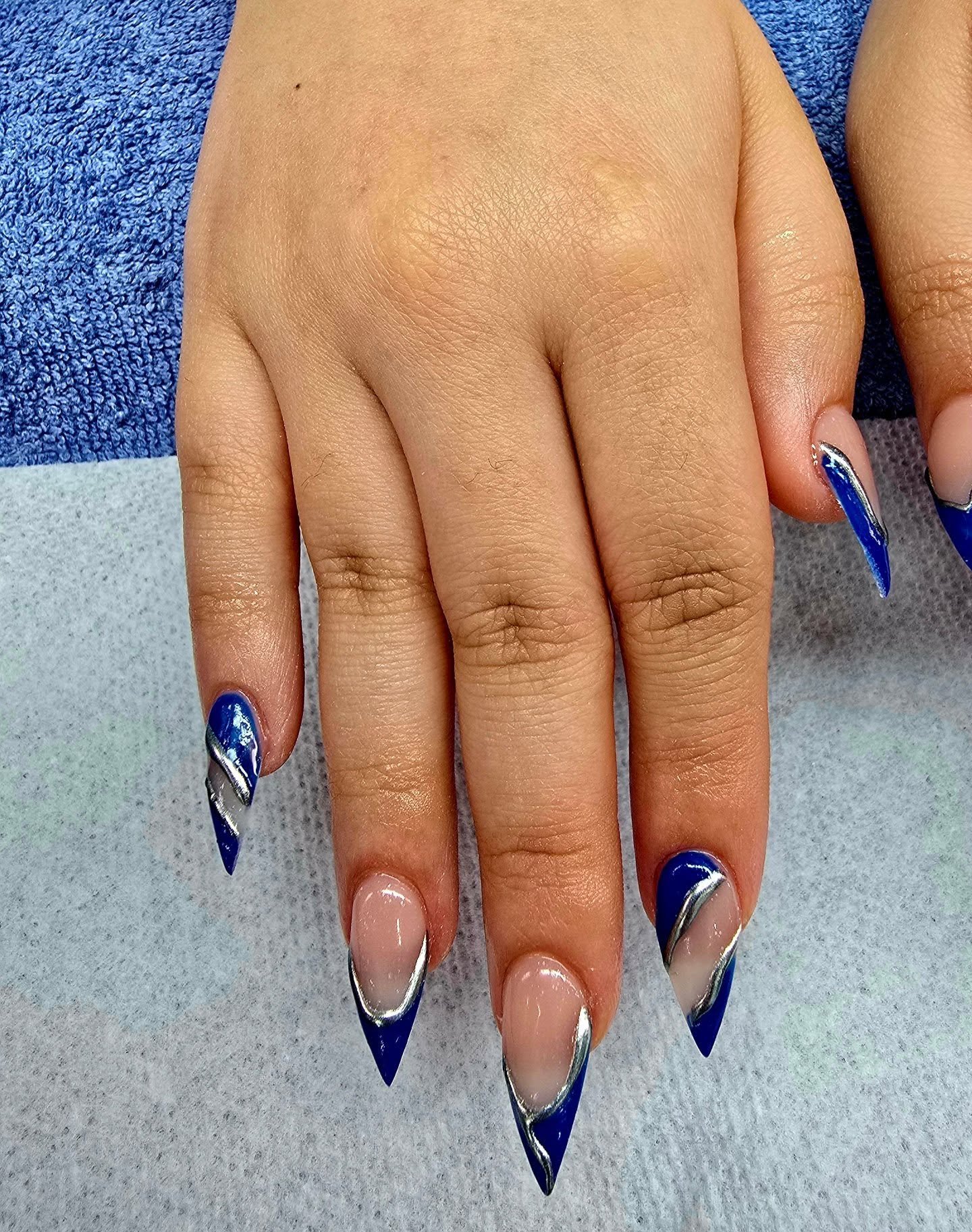 DYX5l46xA8xNasava Nail Spa.jpg