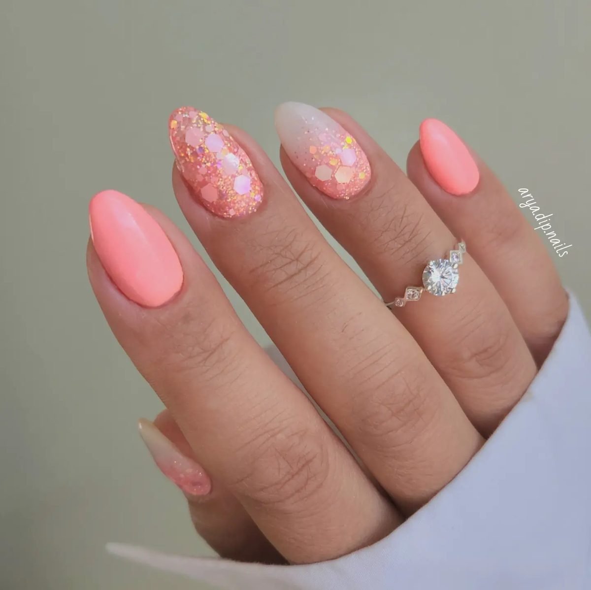CsjdnntJ5k0Arya F. DYI Nails Dip, gel, stamping