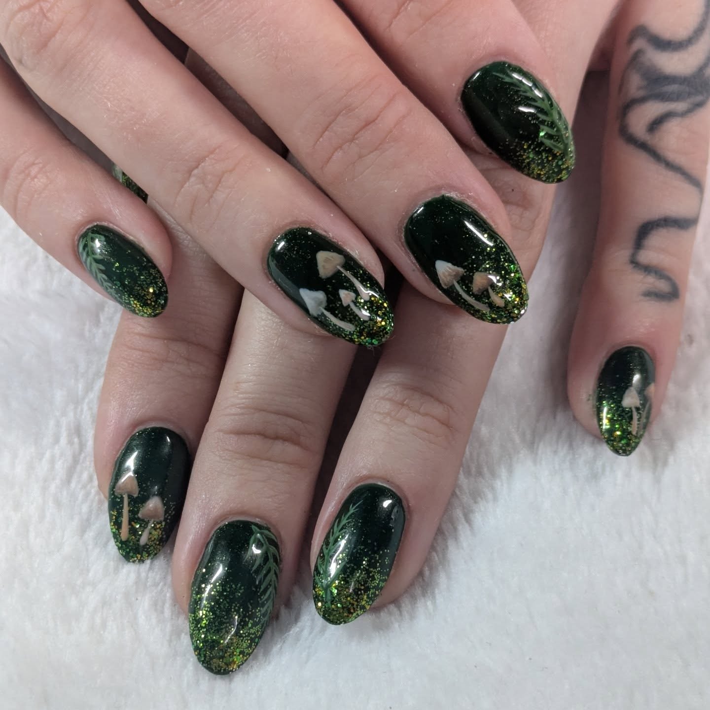 Cottagecore Fall Nails design 1