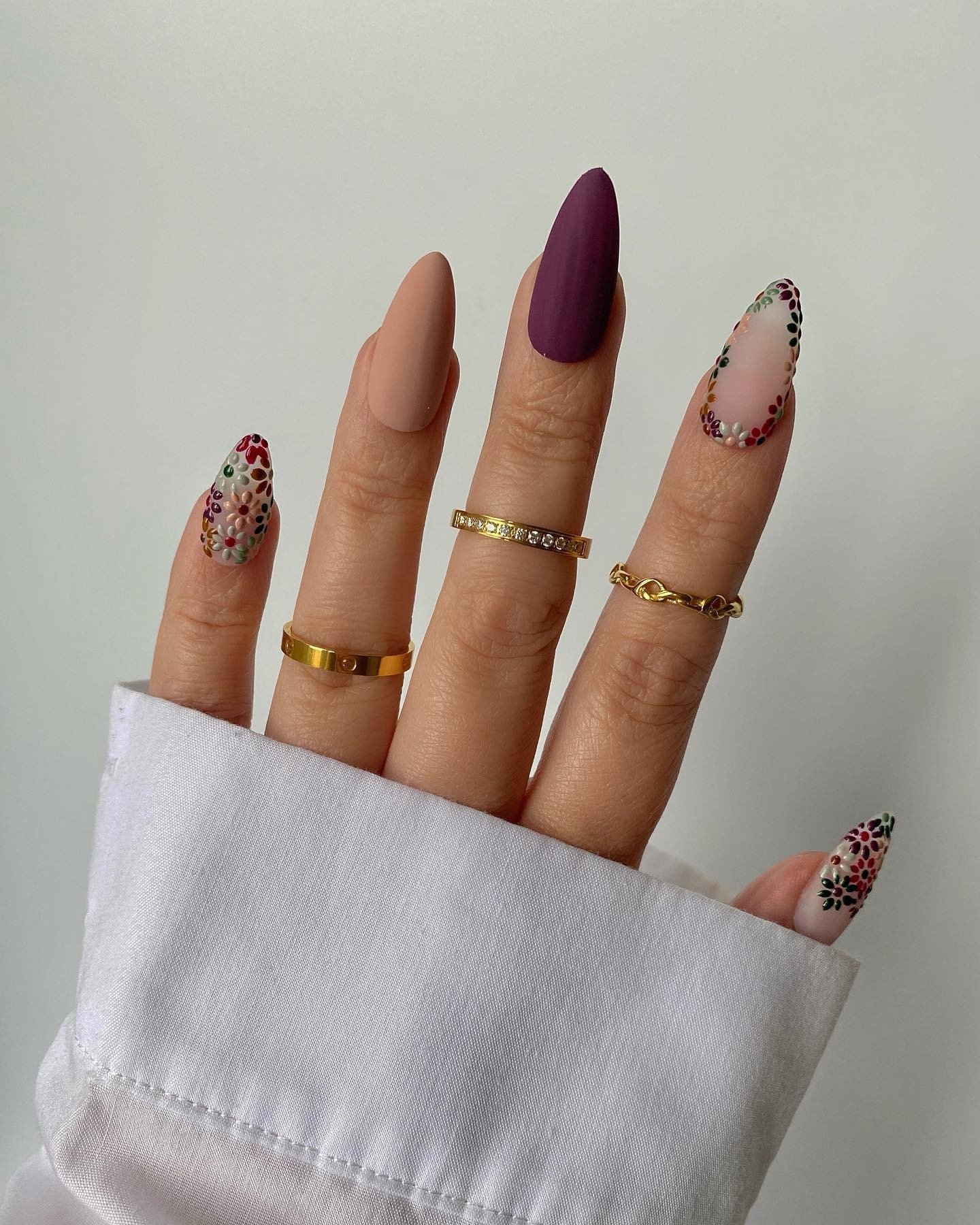 Cottagecore Fall Nails design 7