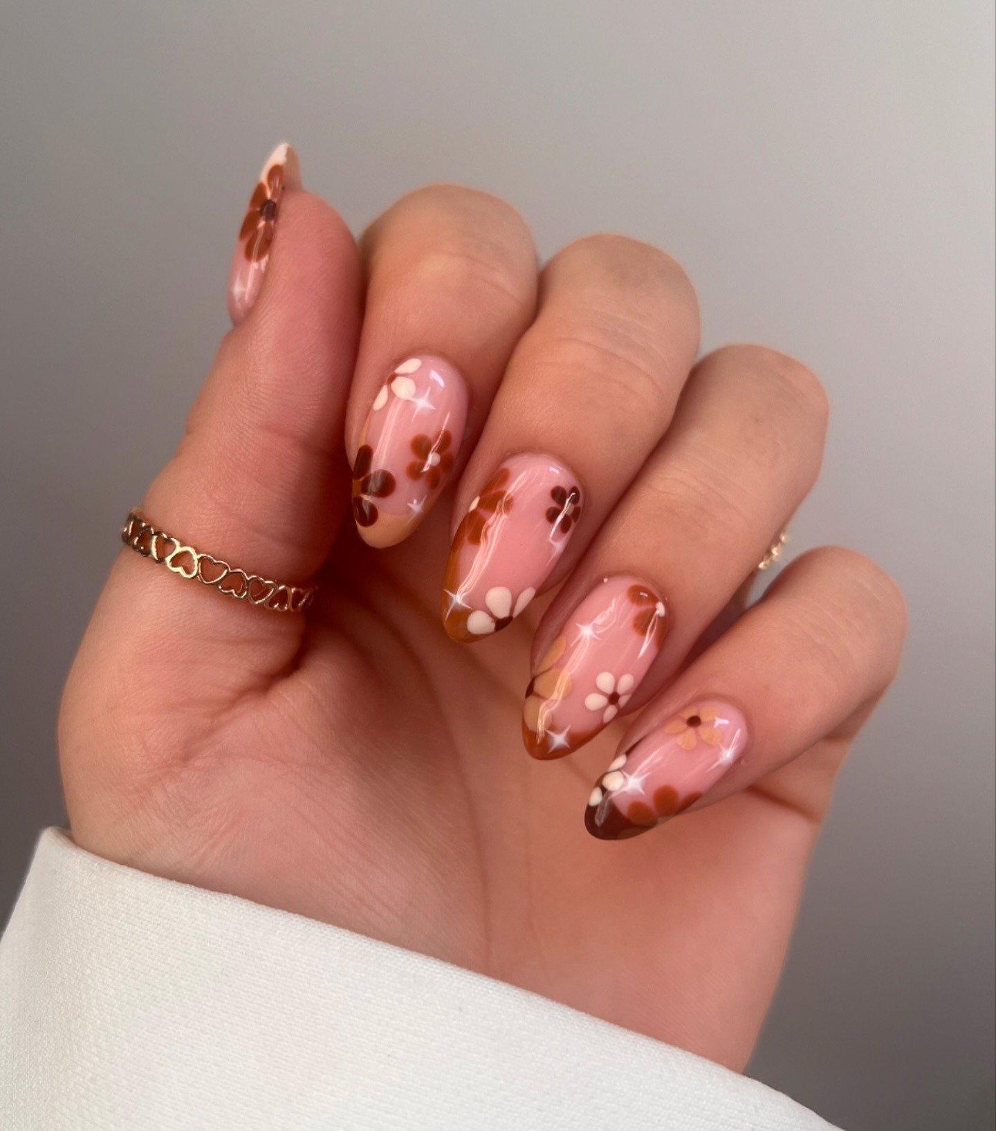 Cottagecore Fall Nails design 20