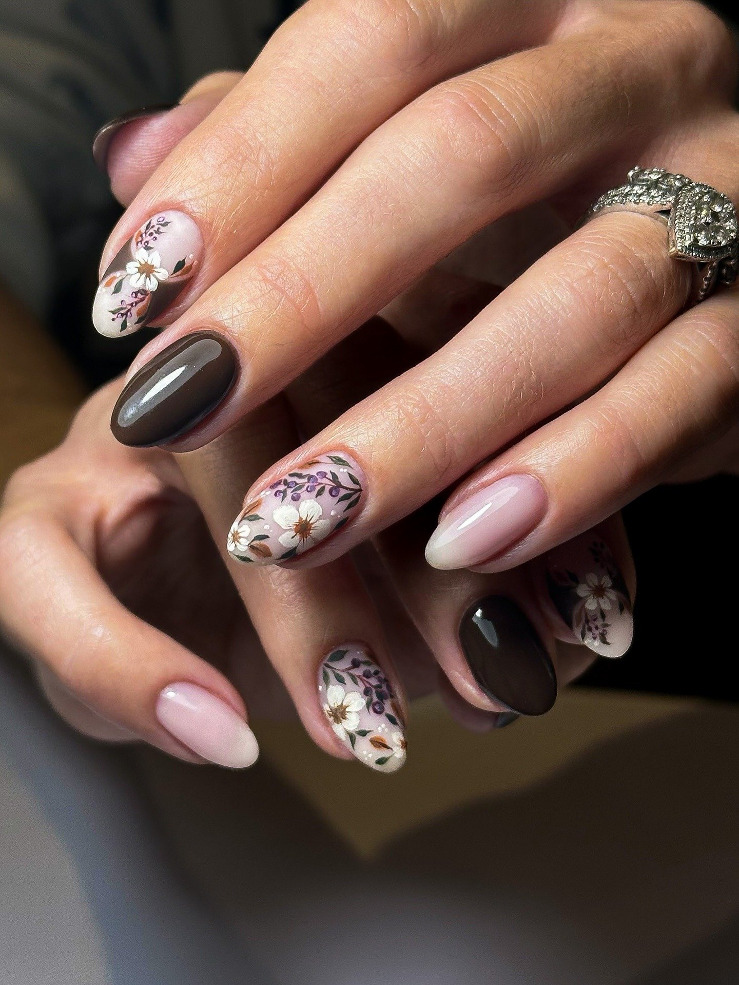 Cottagecore Fall Nails design 27