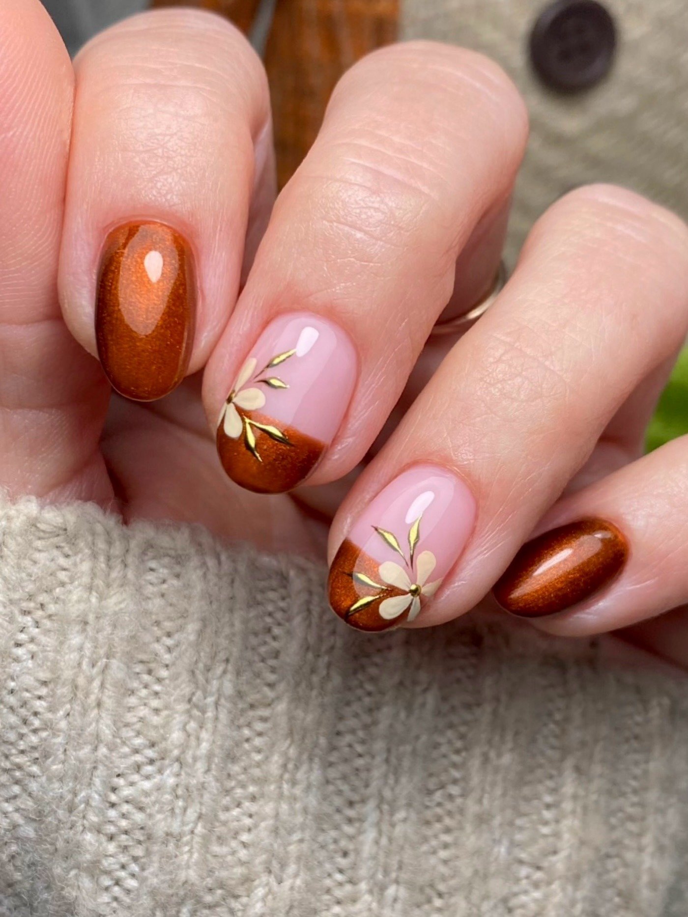 Cottagecore Fall Nails design 28