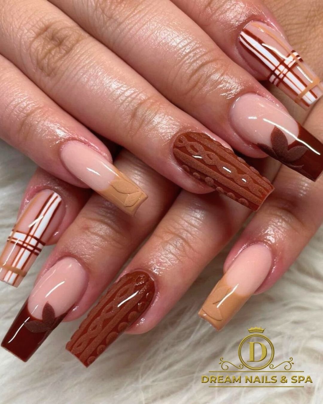 DRA2KZik90gDream Nails & Spa