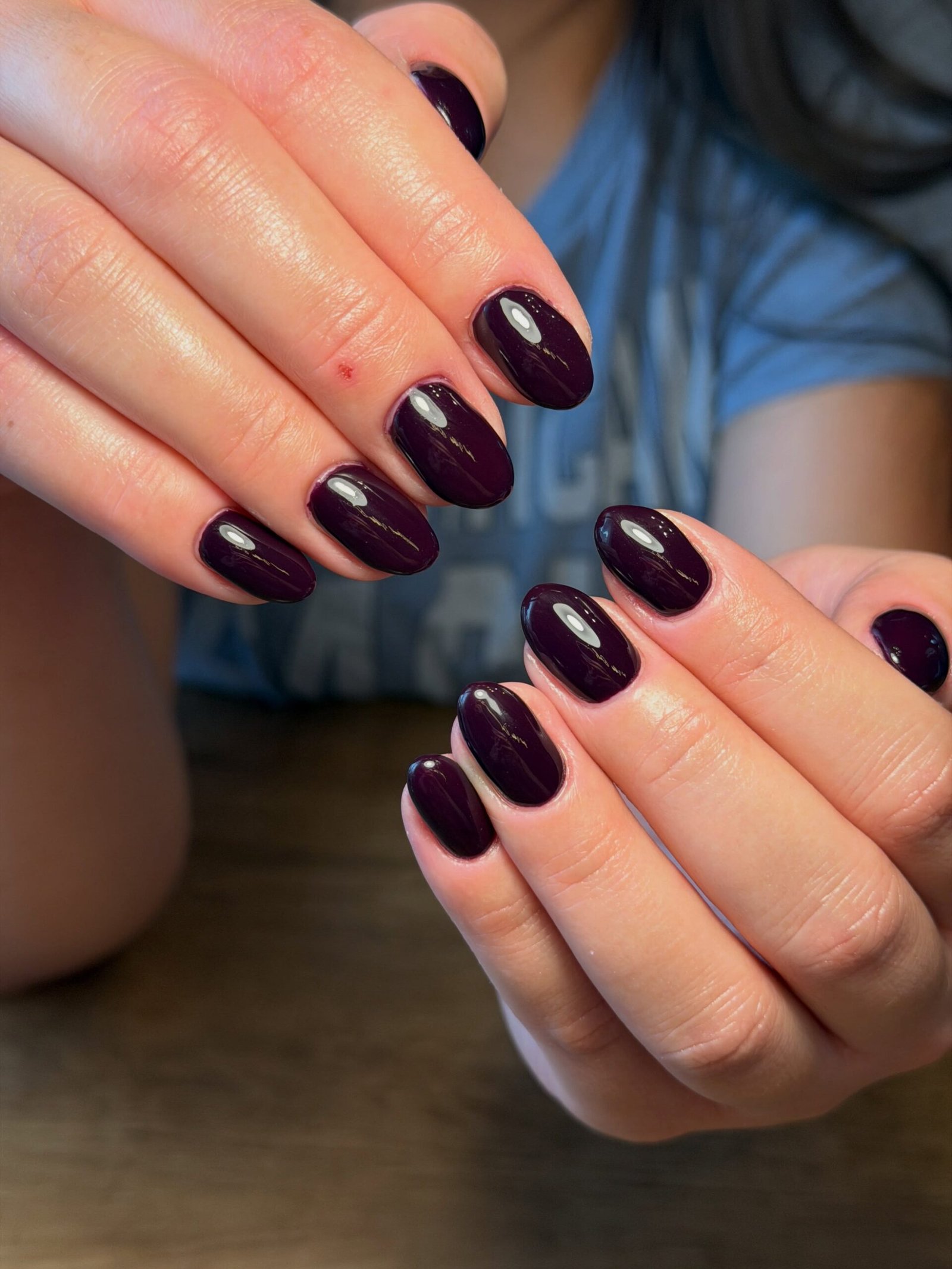 Glossy Deep Burgundy Short Oval Nails