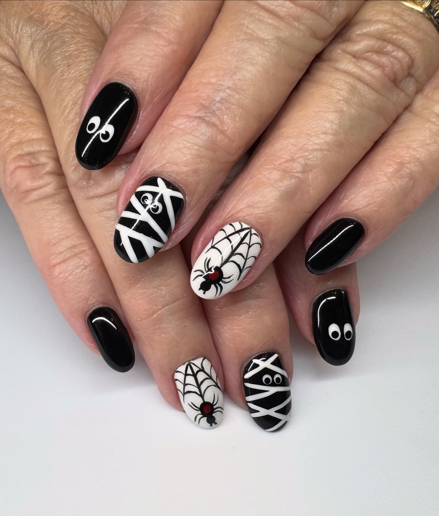 Black and White Nails with Webs, Spiders, and Mummy Details