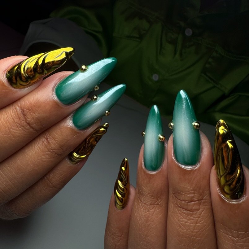 Teal Emerald Chrome Nails with Gold Metallic Accents