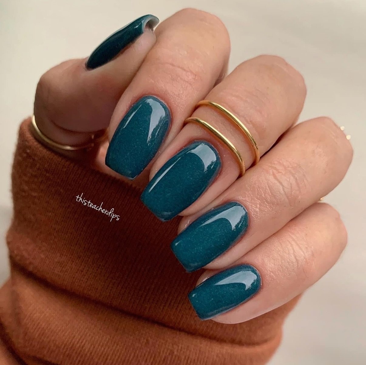 Glossy Teal Short Nails