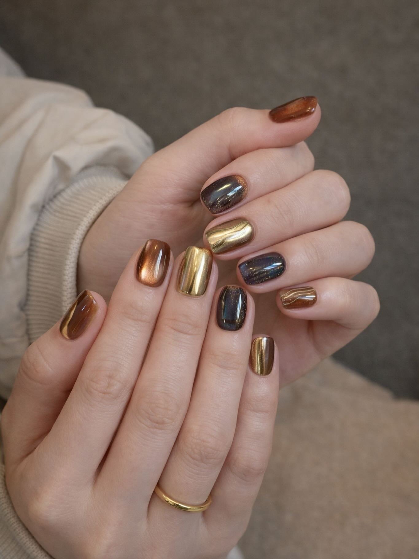 Neutral Nails with Gold and Bronze Metallic Details