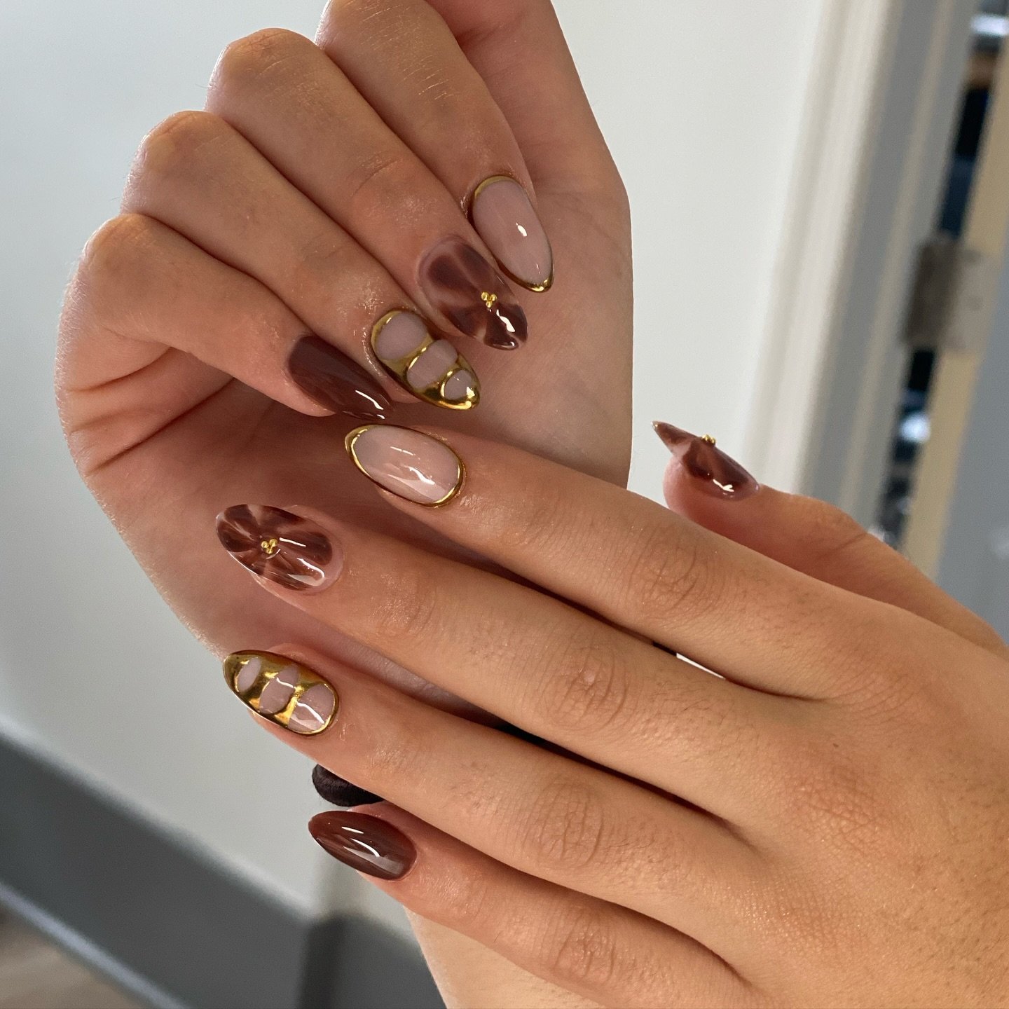 Brown and Copper Nails with Delicate Gold Accents