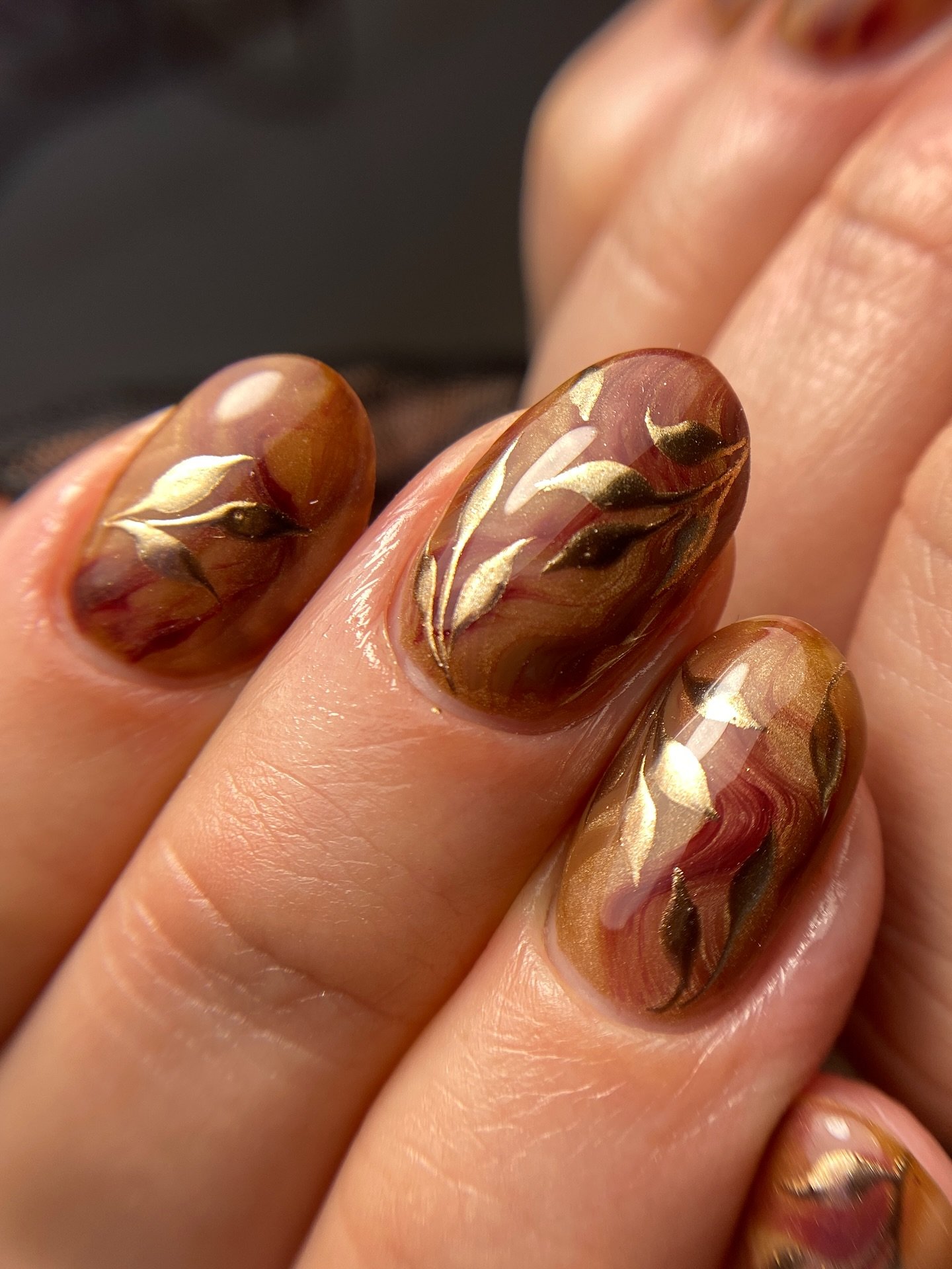 Copper Marble Nails with Metallic Gold Swirls