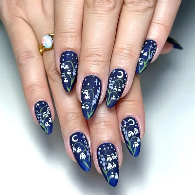 Ghost nail design from DPw1KZaEuA1K A T R I N A.jpg