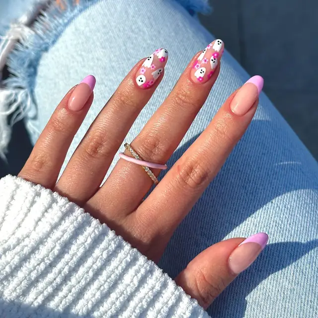 Ghost nail design from CxyK-wKsJwIAbi Markey.jpg